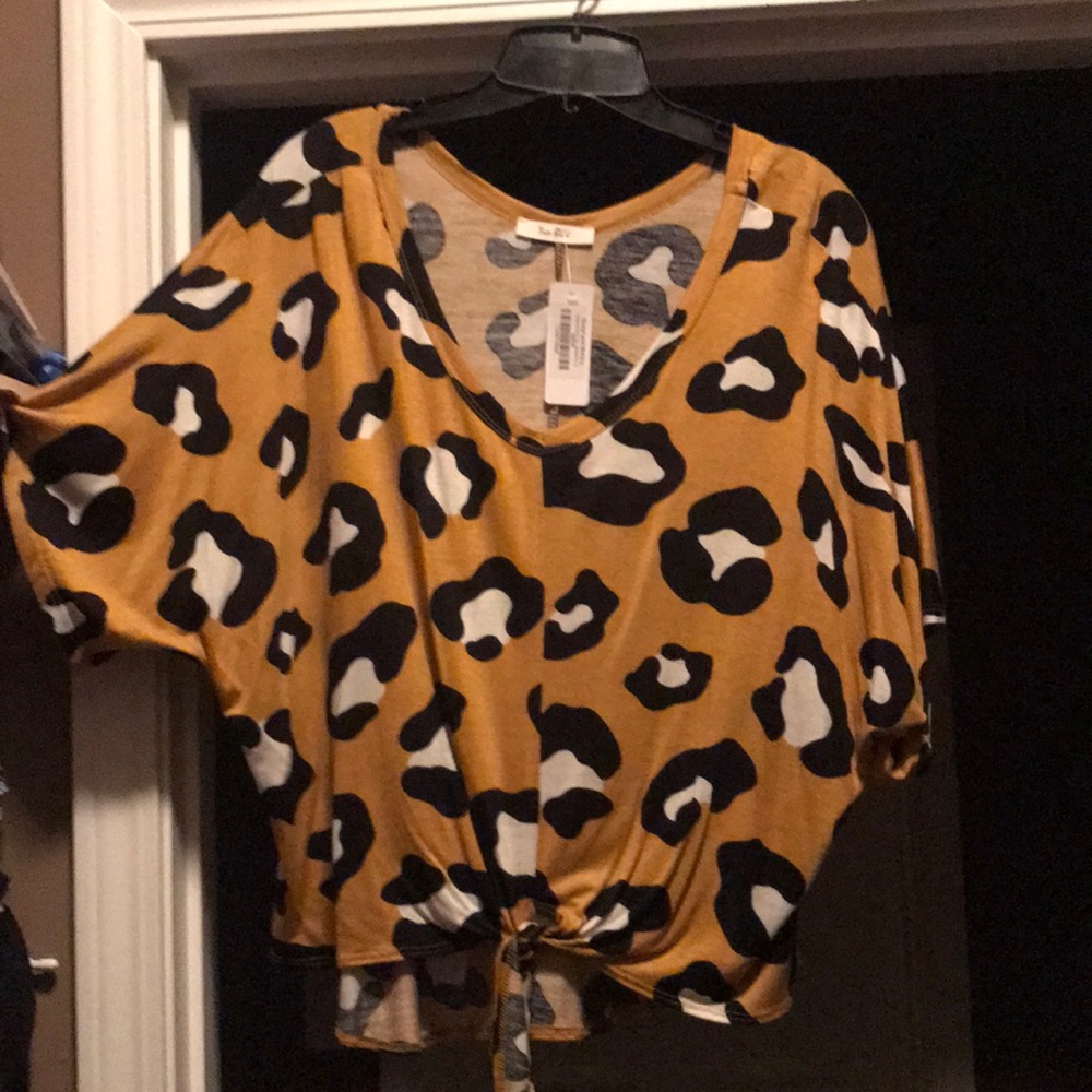 Women’s shirt